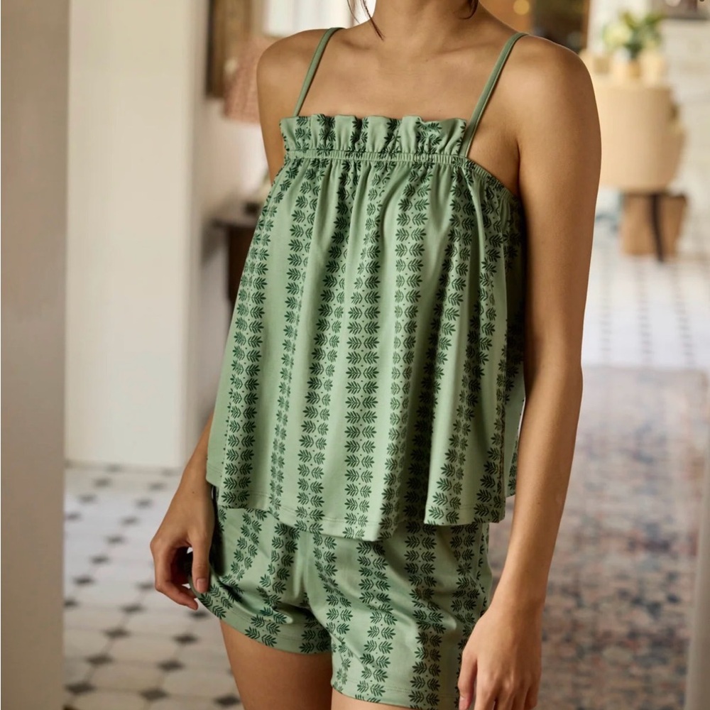 LAKE Pima Ruffle Shorts Set in Granite Green Trellis, Size XL